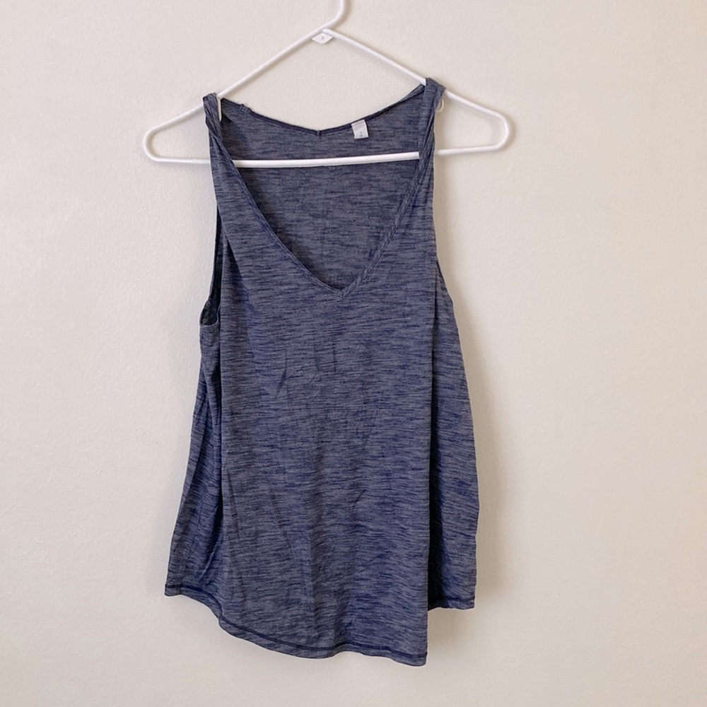 Lululemon tank top 4